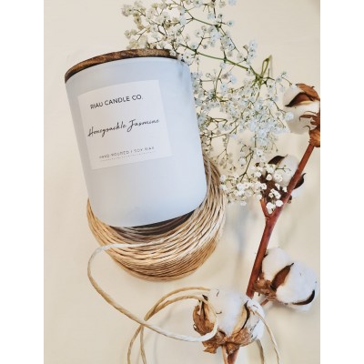 Large Honeysuckle Jasmine